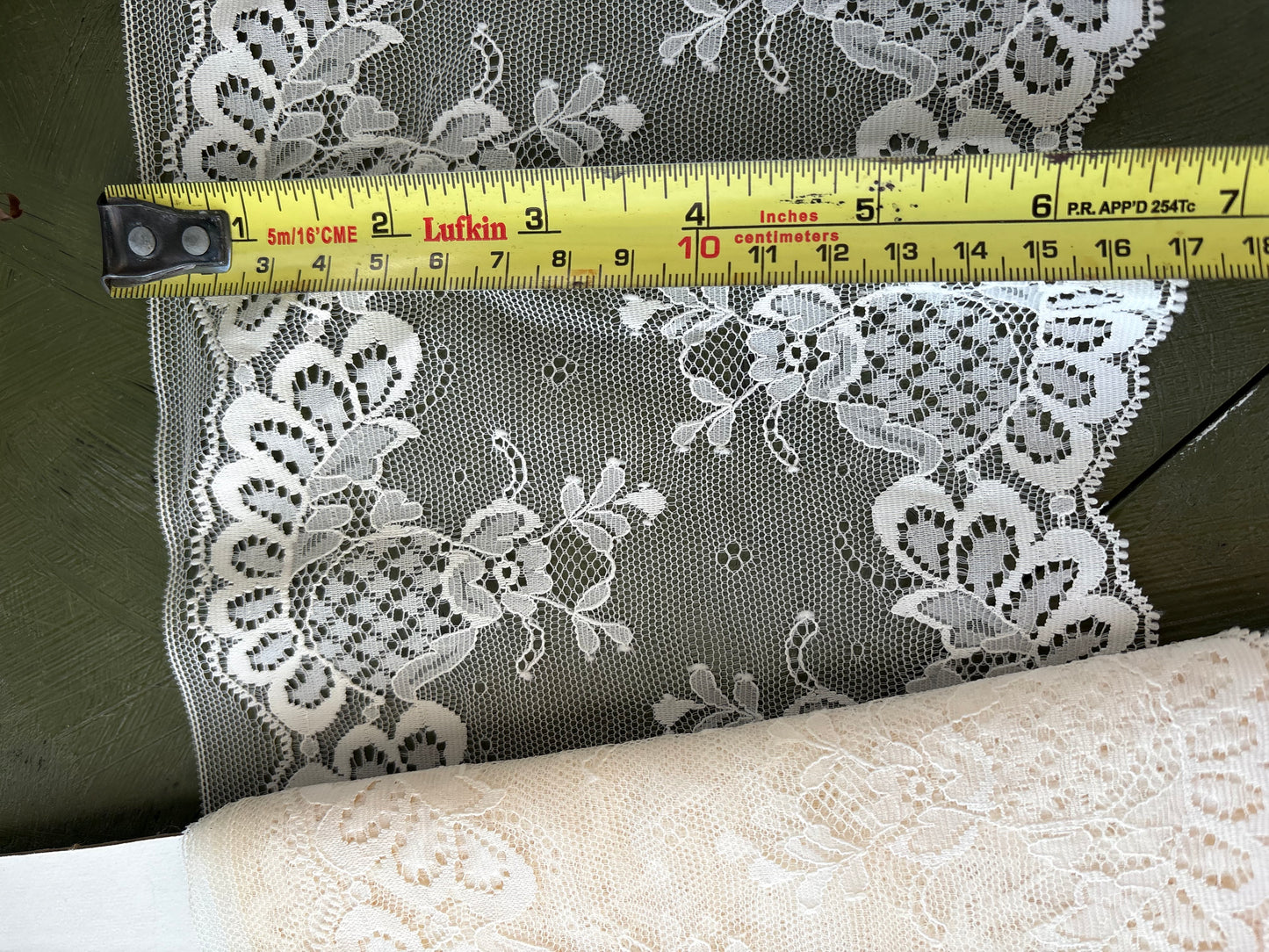 BEIGE LACE TRIM - by the meter