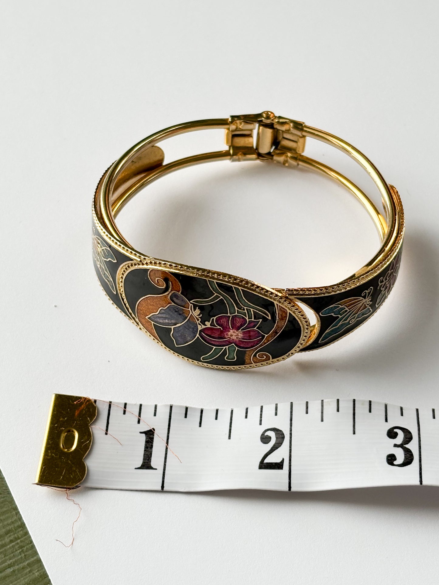 FLORAL ENAMEL CUFF BRACELET