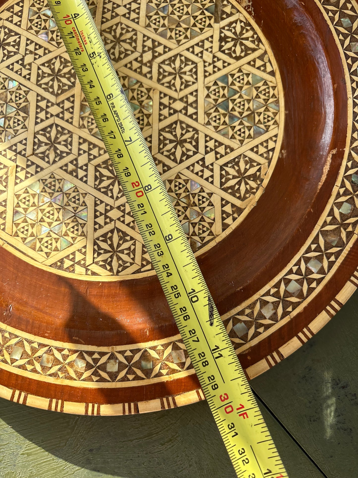 MOTHER OF PEARL WOOD PLATE/WALL PLAQUE