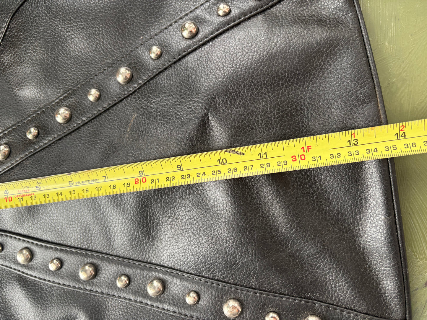 Y2K STUDDED PURSE