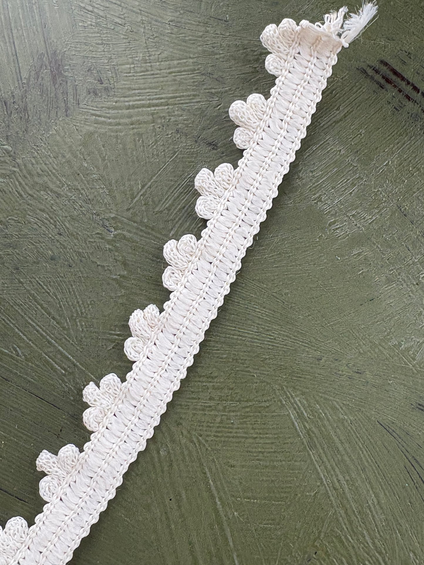 ELASTIC LACE TRIM *