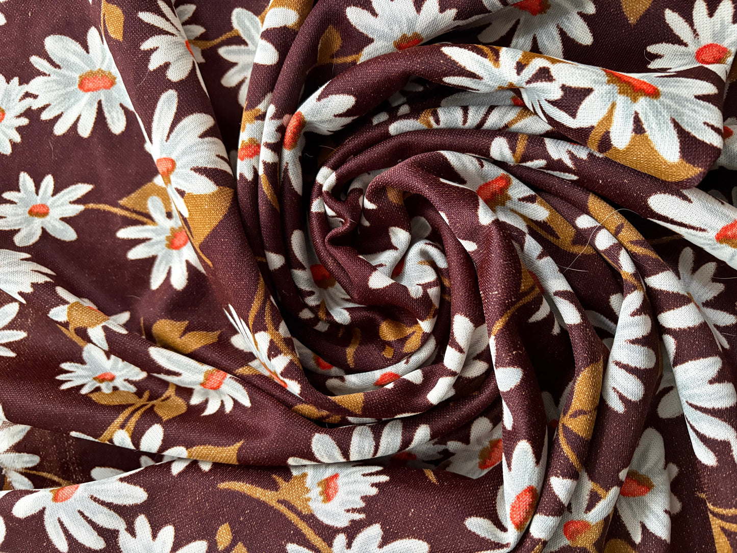 BROWN DAISY FABRIC 50" x 60"