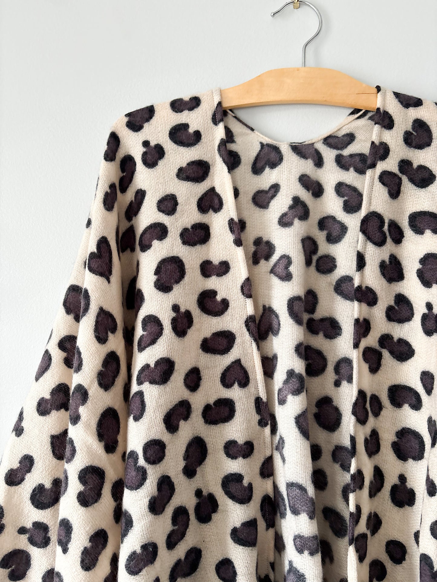 LEOPARD PONCHO