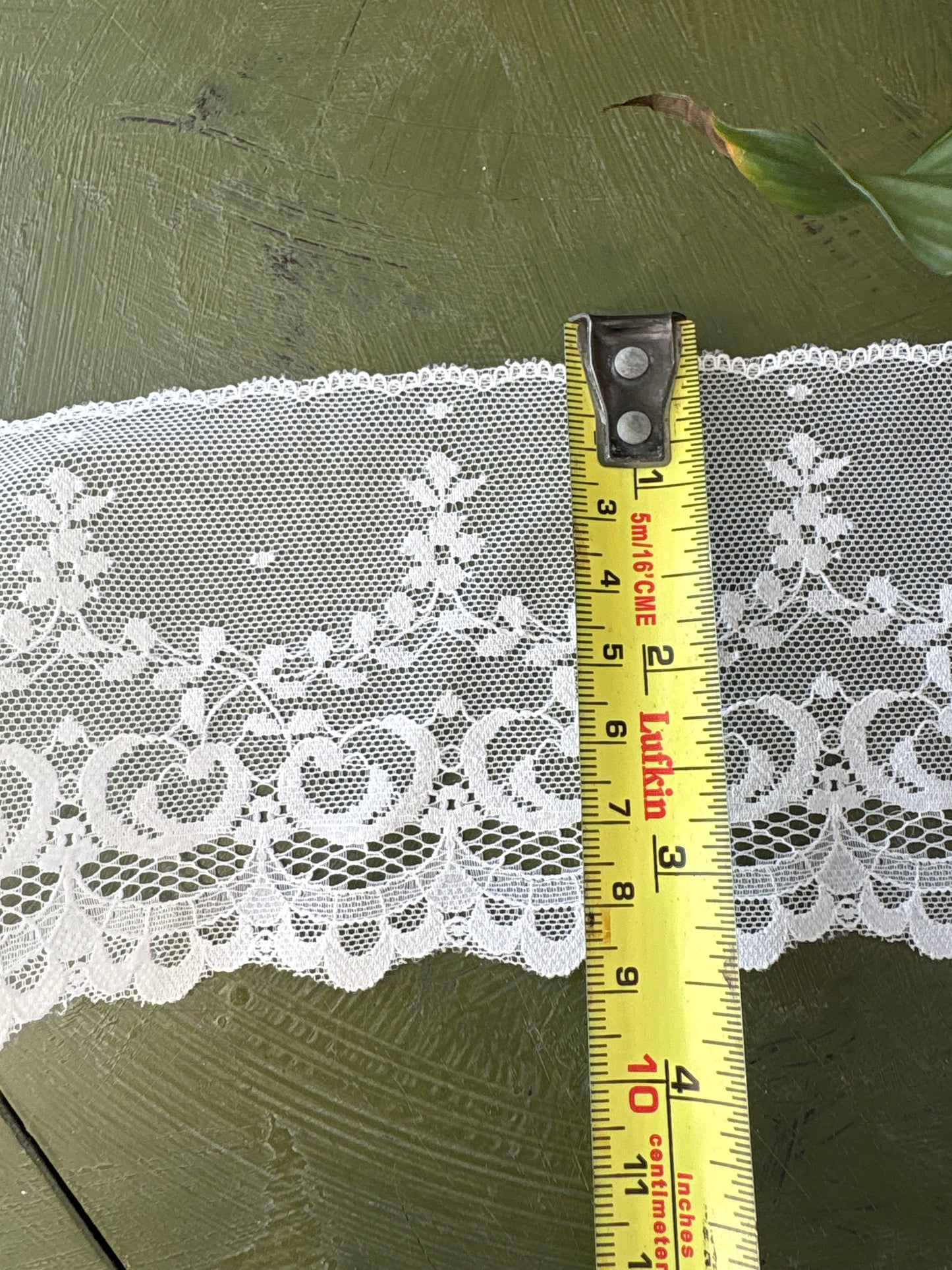 LACE TRIM - by the meter
