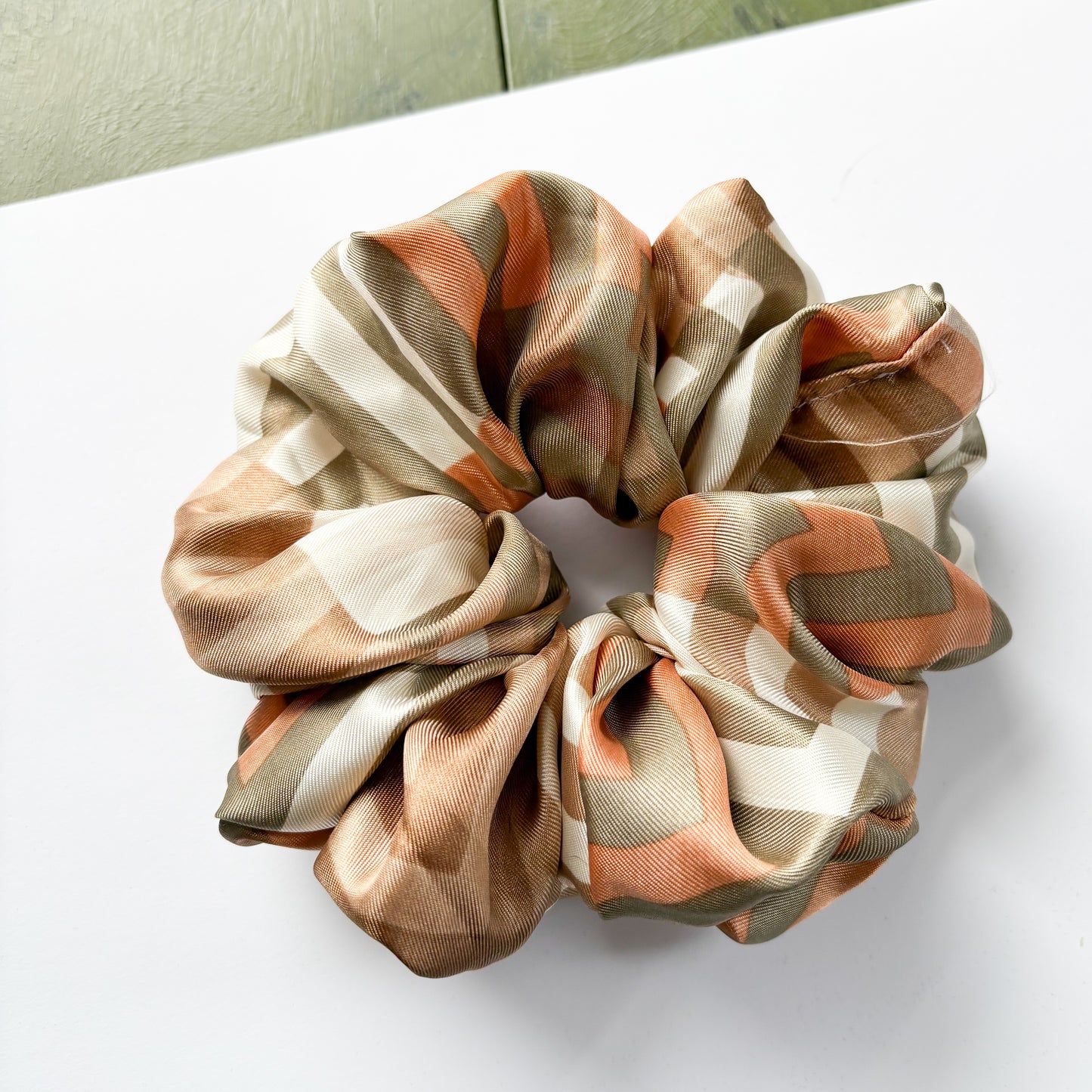 EMMA SATIN SCRUNCHIE