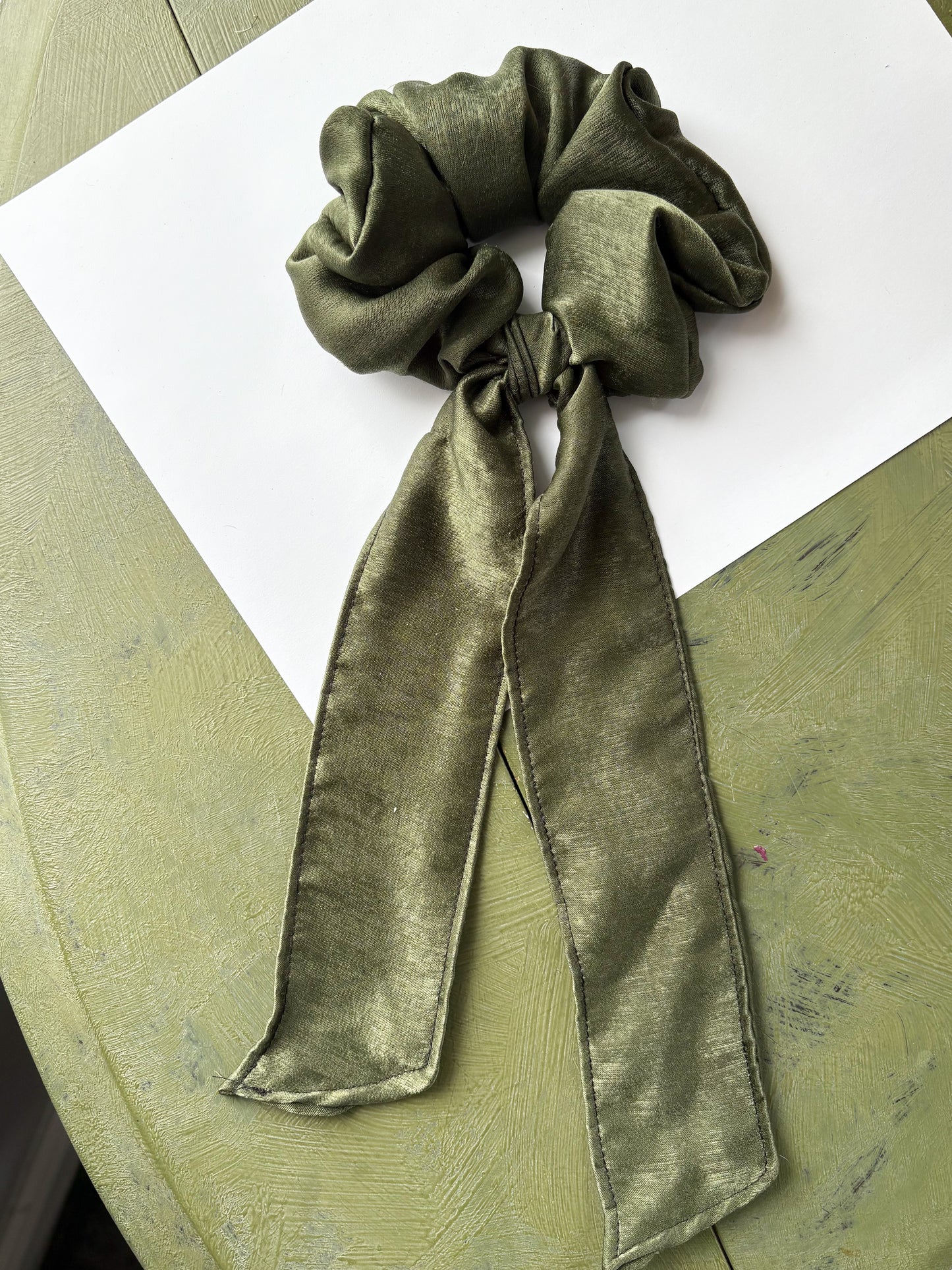 FOREST SATIN SCRUNCHIE