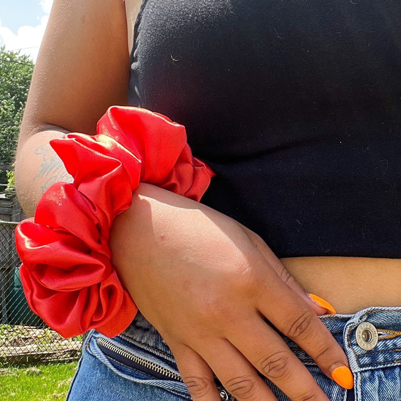 CORAL SATIN SCRUNCHIE