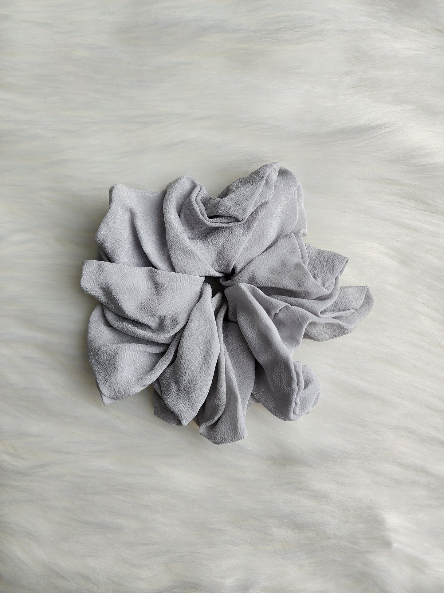 GREY CHIFFON SCRUNCHIE