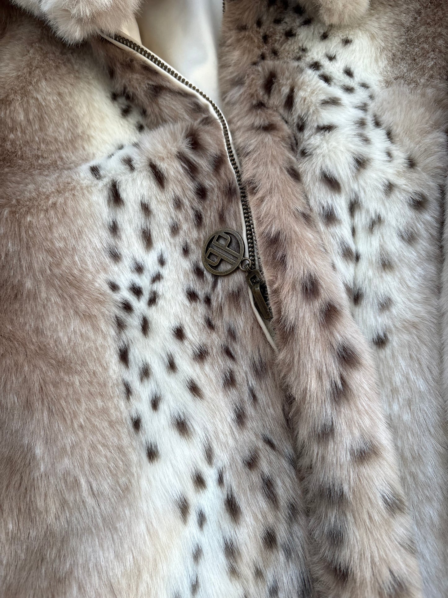 FAUX FUR JACKET - 2X