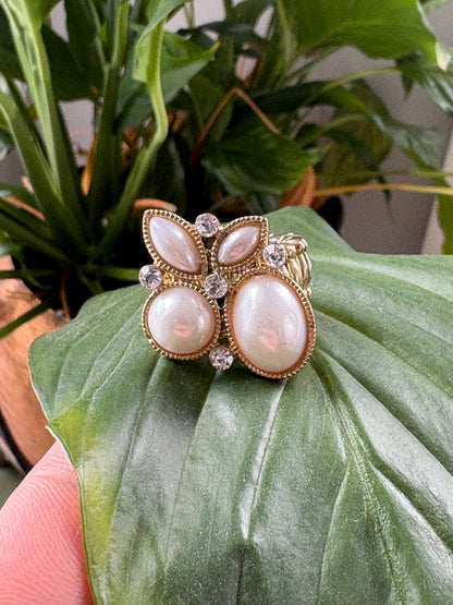 FAUX PEARL ADJUSTABLE RING