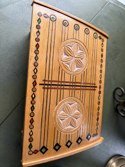 WOOD TRINKET BOX