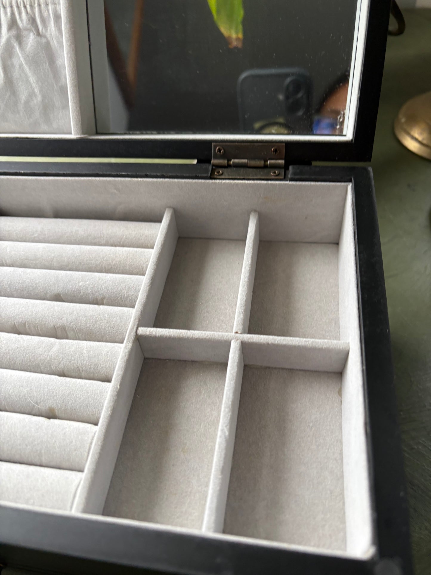 JEWELRY BOX