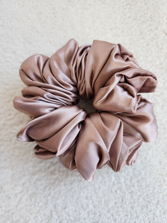 LATTE SATIN SCRUNCHIE