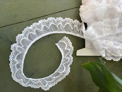 RUFFLE LACE TRIM - by the meter