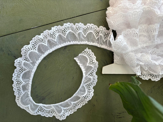 RUFFLE LACE TRIM - by the meter