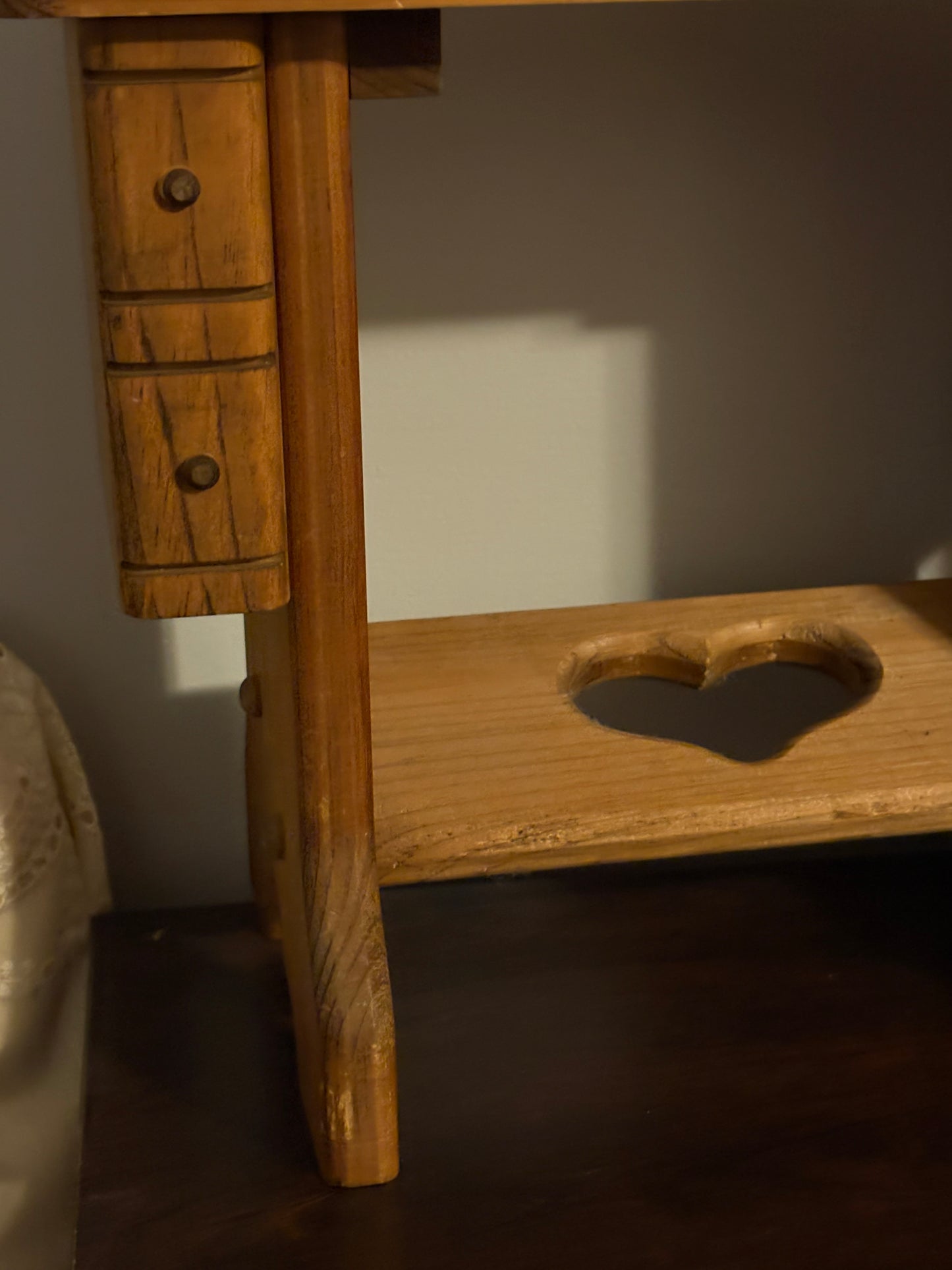 WOOD SEWING MACHINE DECOR