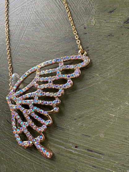 BUTTERFLY WING NECKLACE