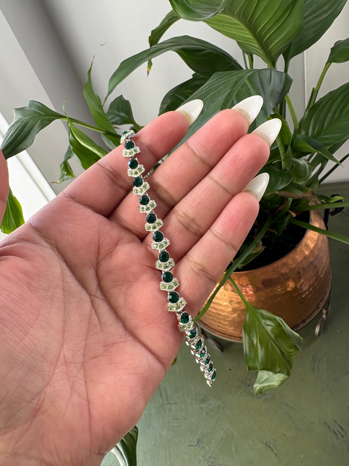 GREEN STONE BRACELET