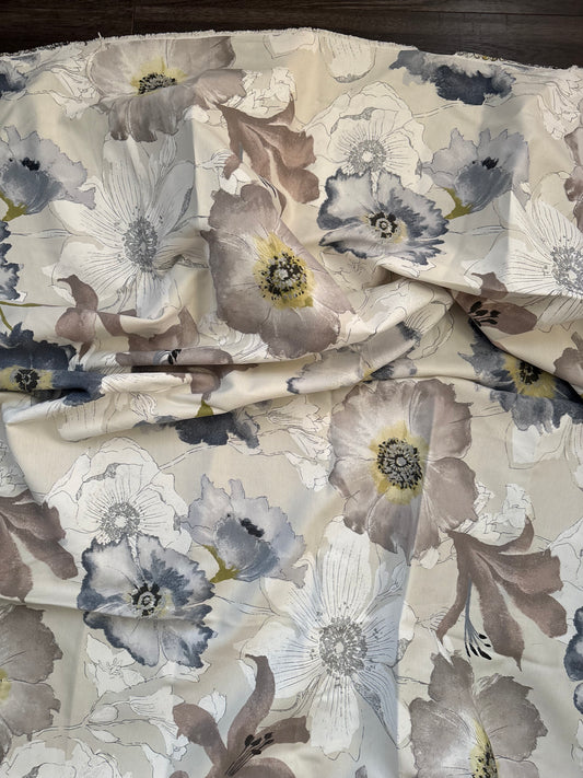 FLORAL CANVAS FABRIC - 44" x 50"