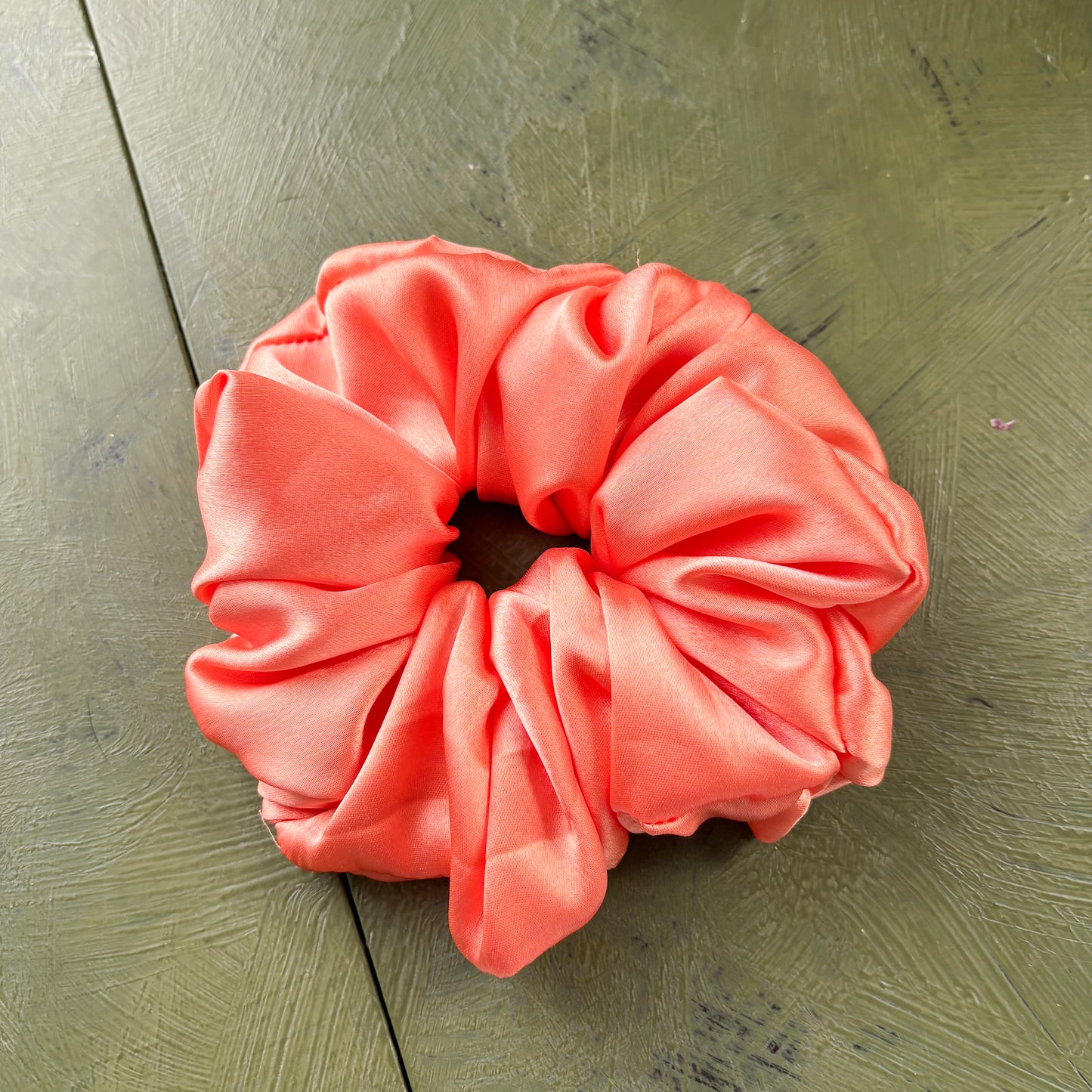 CREAMSICLE SATIN SCRUNCHIE