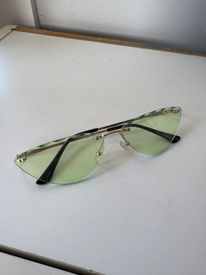 GREEN TINT SUNGLASSES