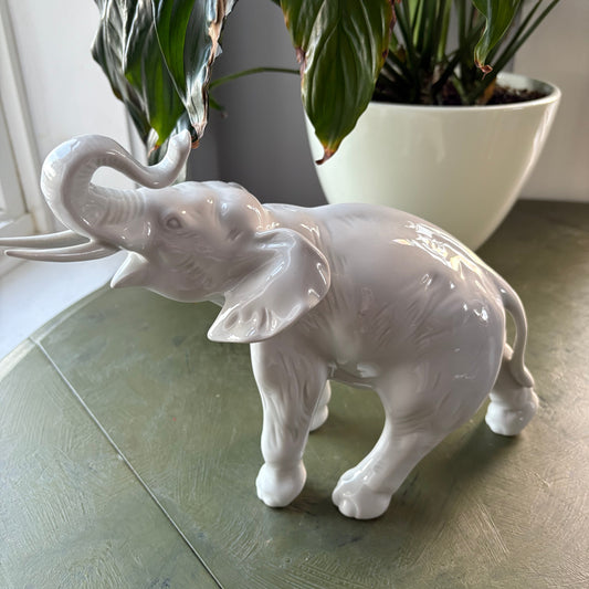 ROYAL DUX CERAMIC ELEPHANT