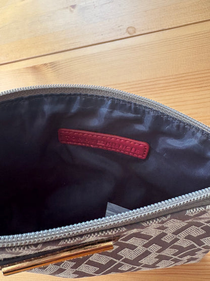 TOMMY WRISTLET