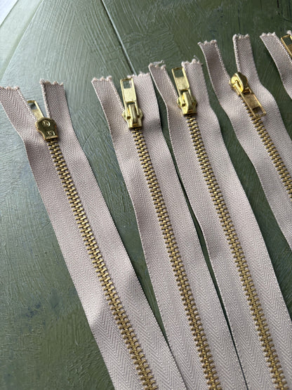 8" TAN ZIPPERS