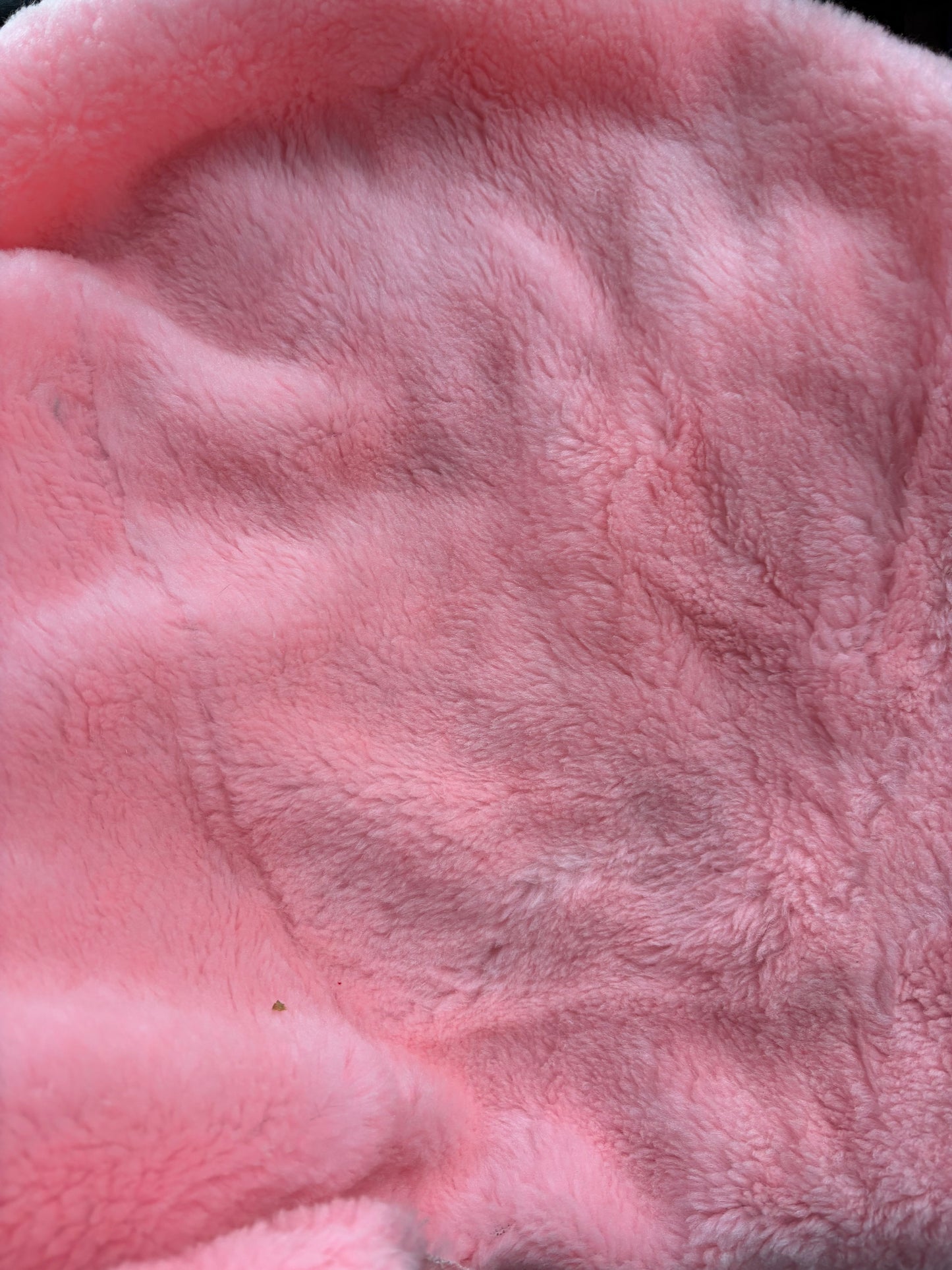 FURRY PINK FABRIC 50" x 25"