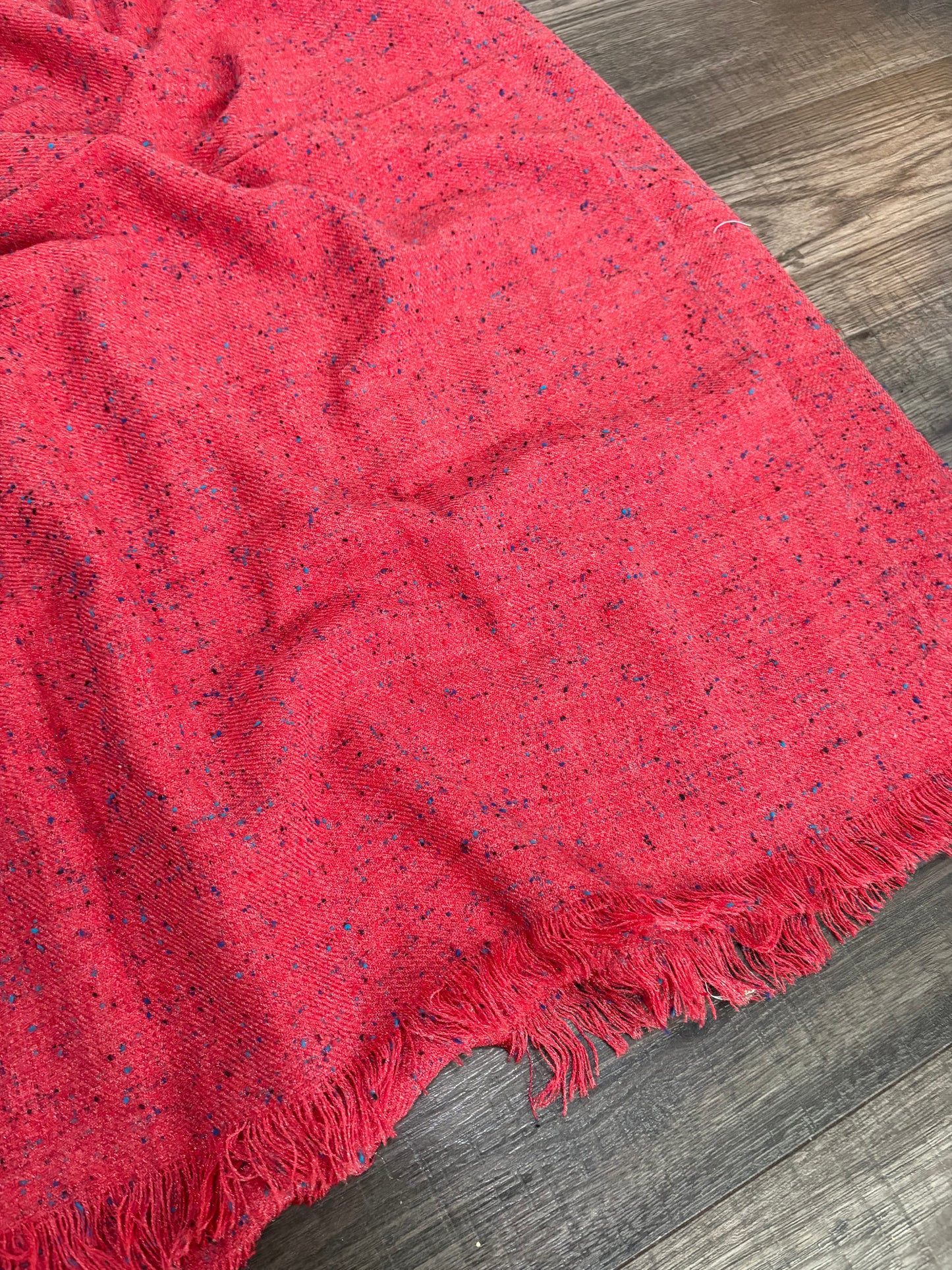 RED CONFETTI SCARF