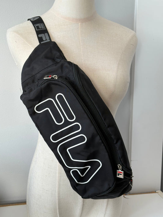 FILA OVERSIZED BELT BAG
