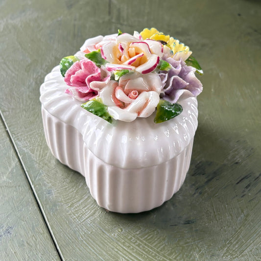 FLORAL HEART TRINKET DISH