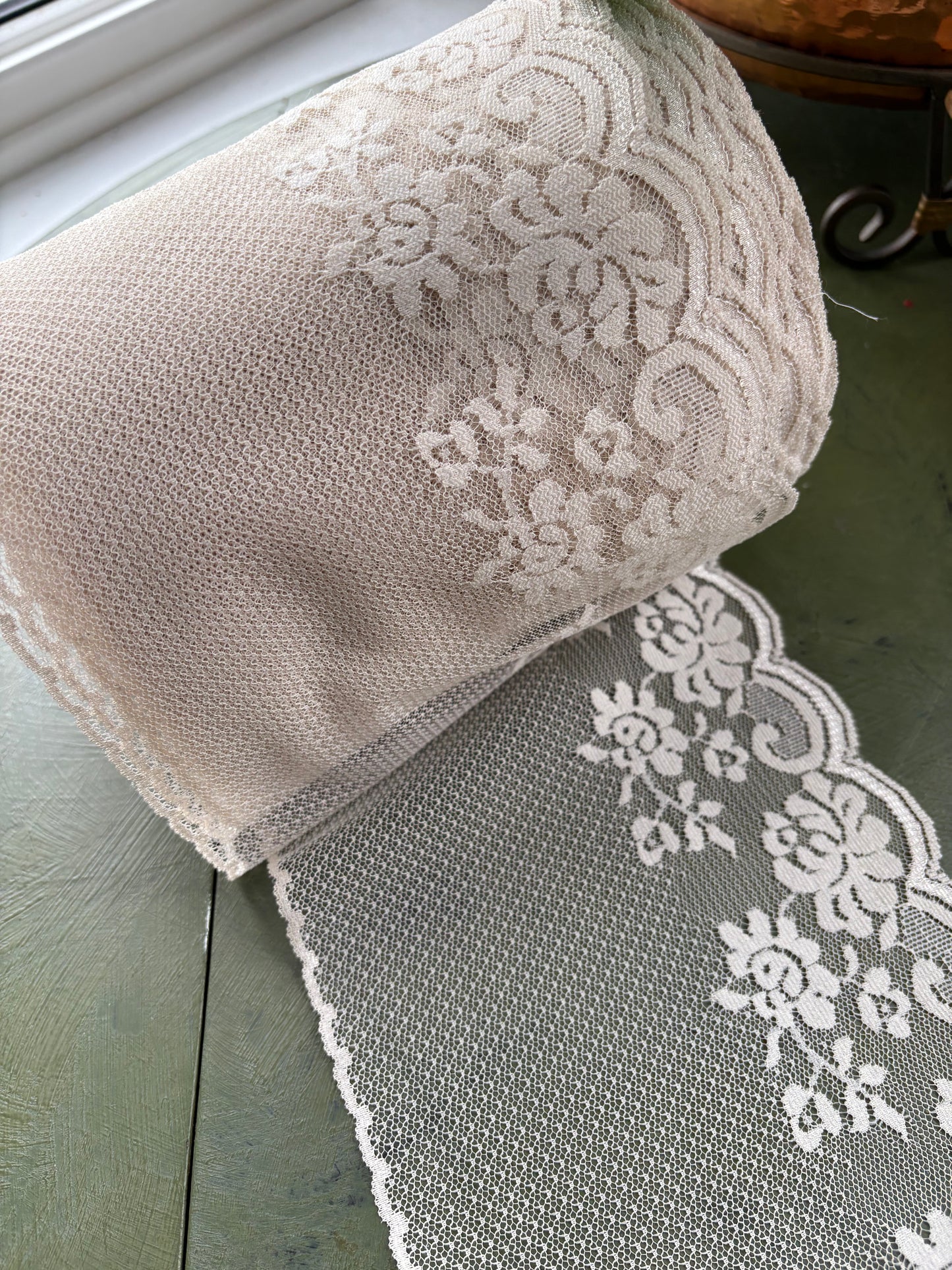 LACE TRIM - by the meter