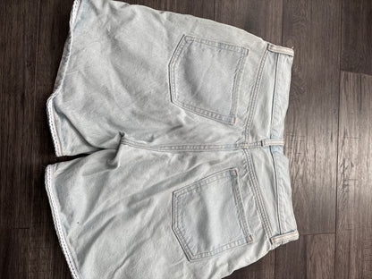 LACE TRIM SHORTS - SZ. 10