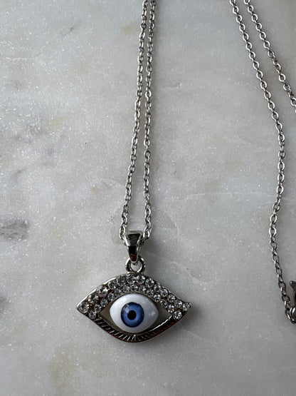 EVIL EYE NECKLACE