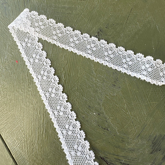 LACE TRIM - by the meter