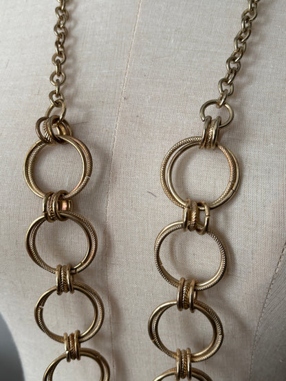 GOLD TONE NECKLACE