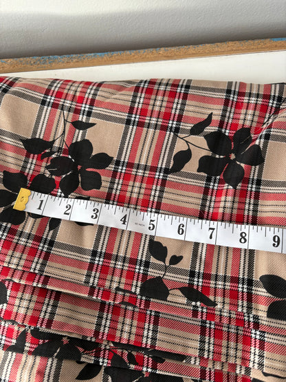 PLAID FLORAL FABRIC 30" x 280"