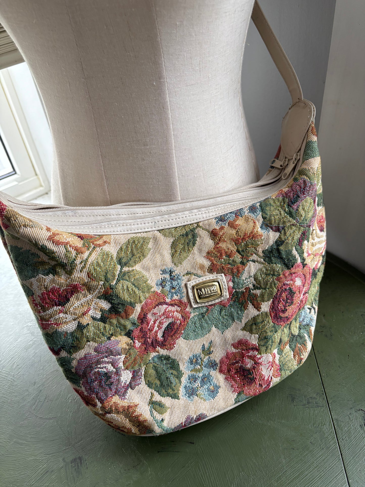 FLORAL PURSE
