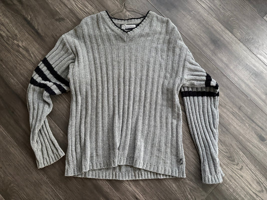 KNIT SWEATER - SMALL