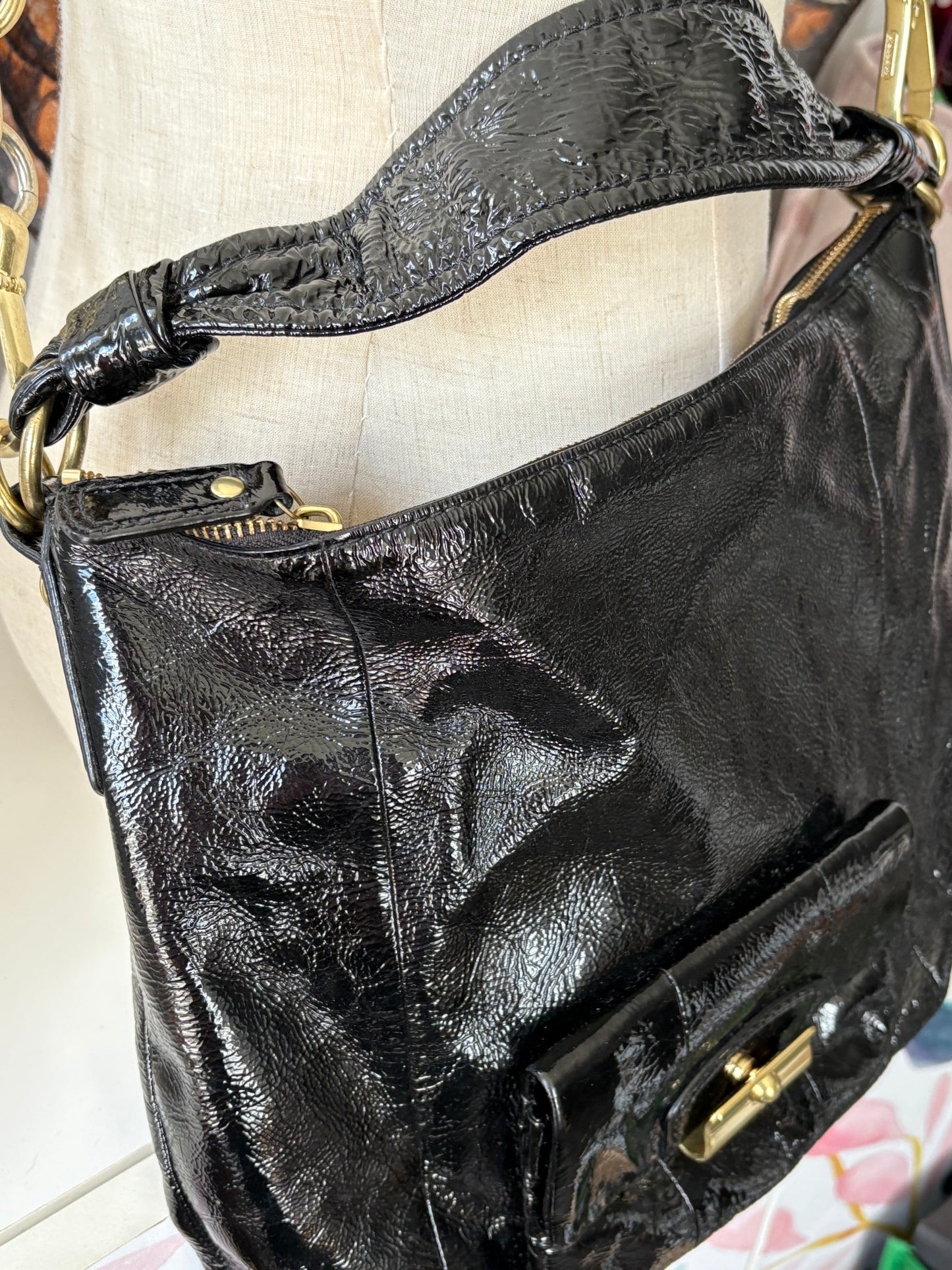 VTG GUESS CROSSBODY BAG
