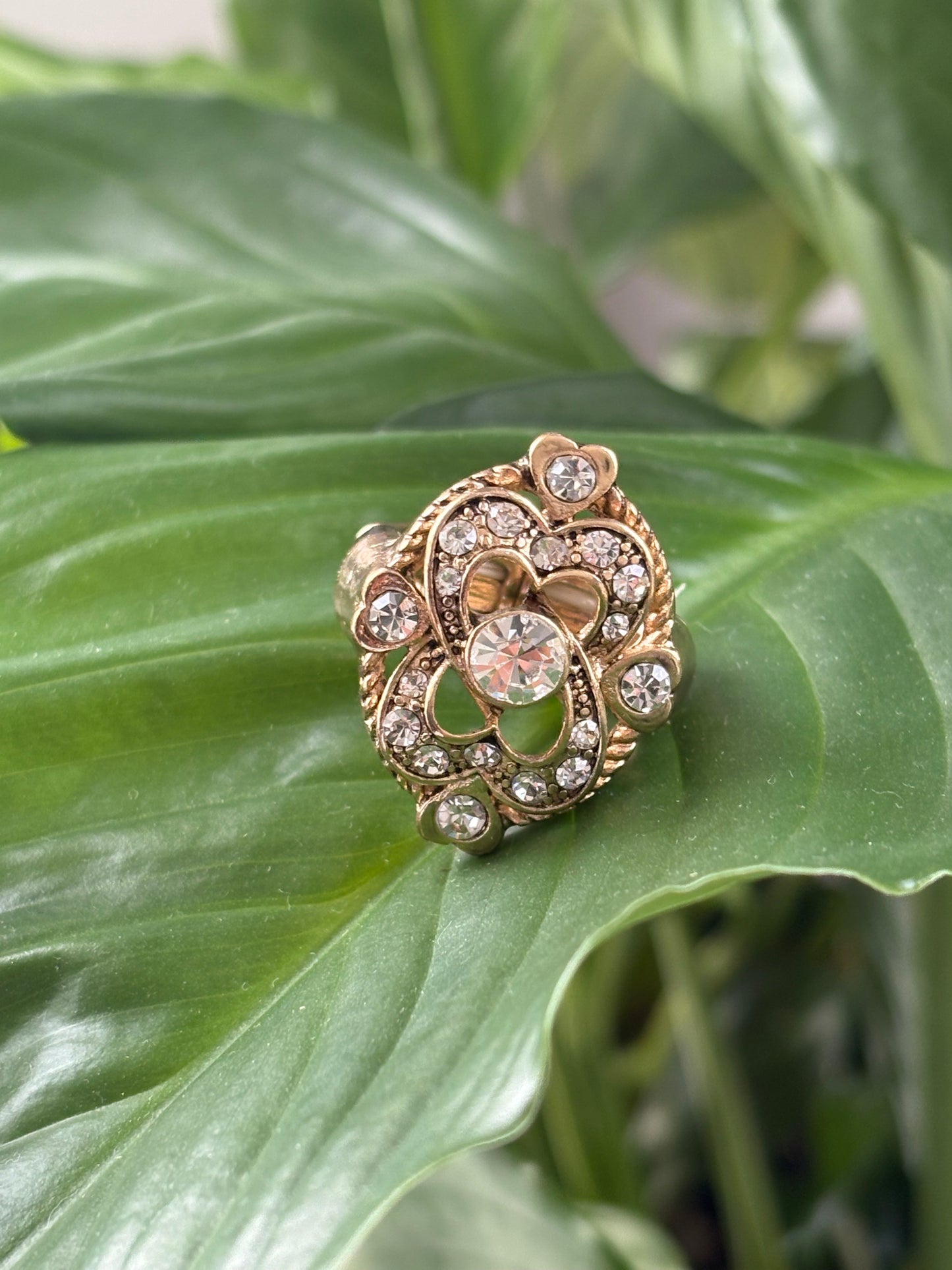 GOLD TONE RING
