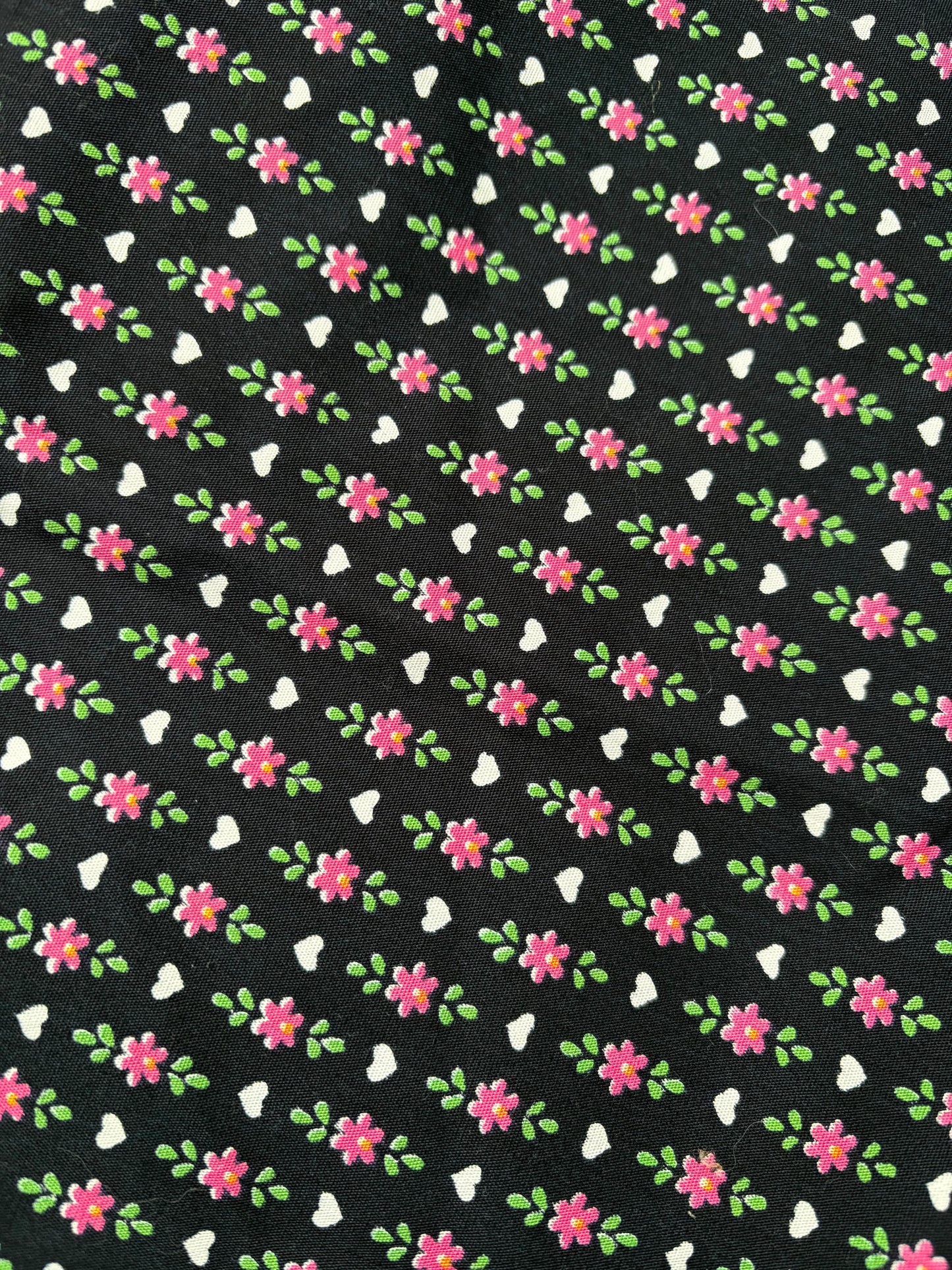 FLOWER & HEART FABRIC 70" x 36"