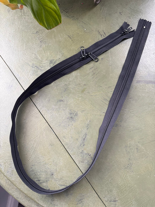 40" DOUBLE BLACK ZIPPER