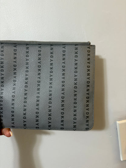 DKNY CLUTCH