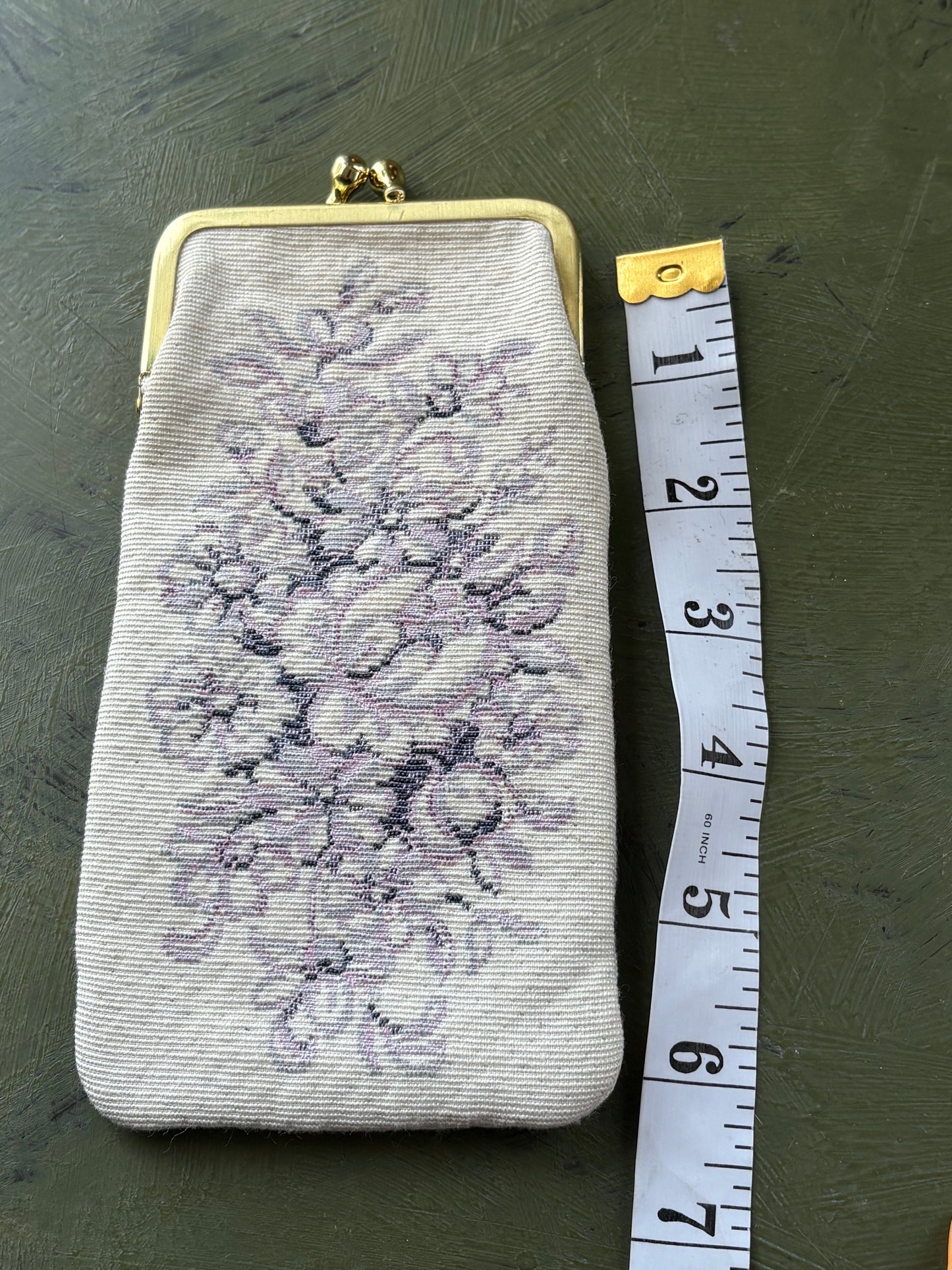 EMBROIDERED FLORAL EYEGLASS CASE