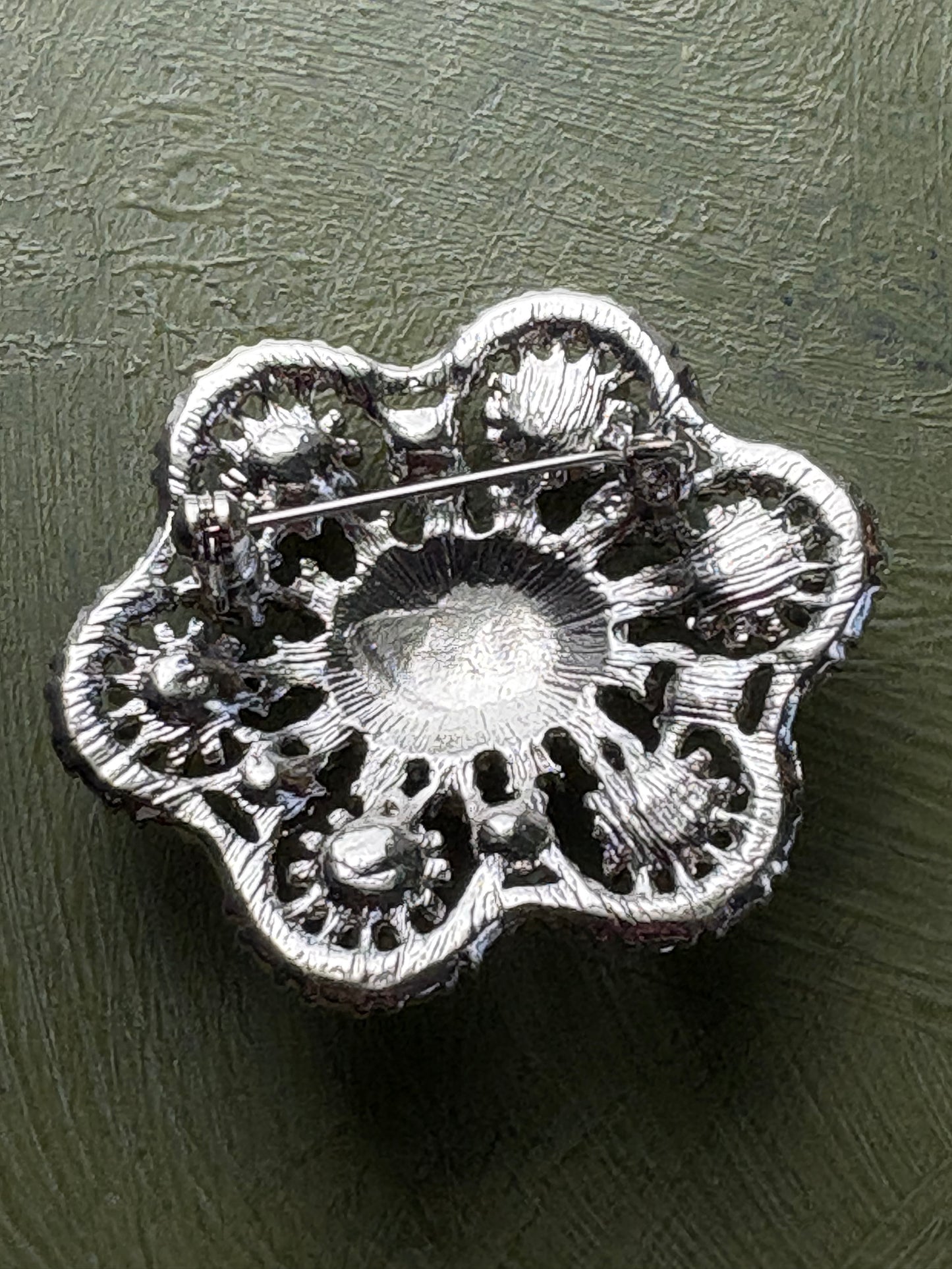 FAUX PEARL BROOCH