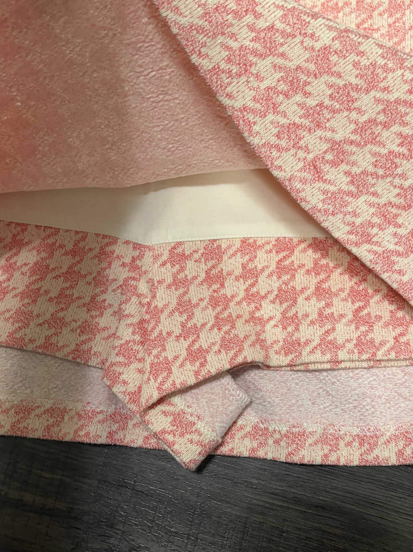 ZARA PINK HOUNDSTOOTH SKIRT - XL