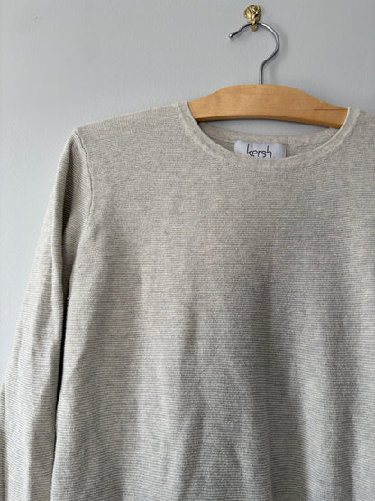GREY LIGHTWEIGHT SWEATER - SMALL