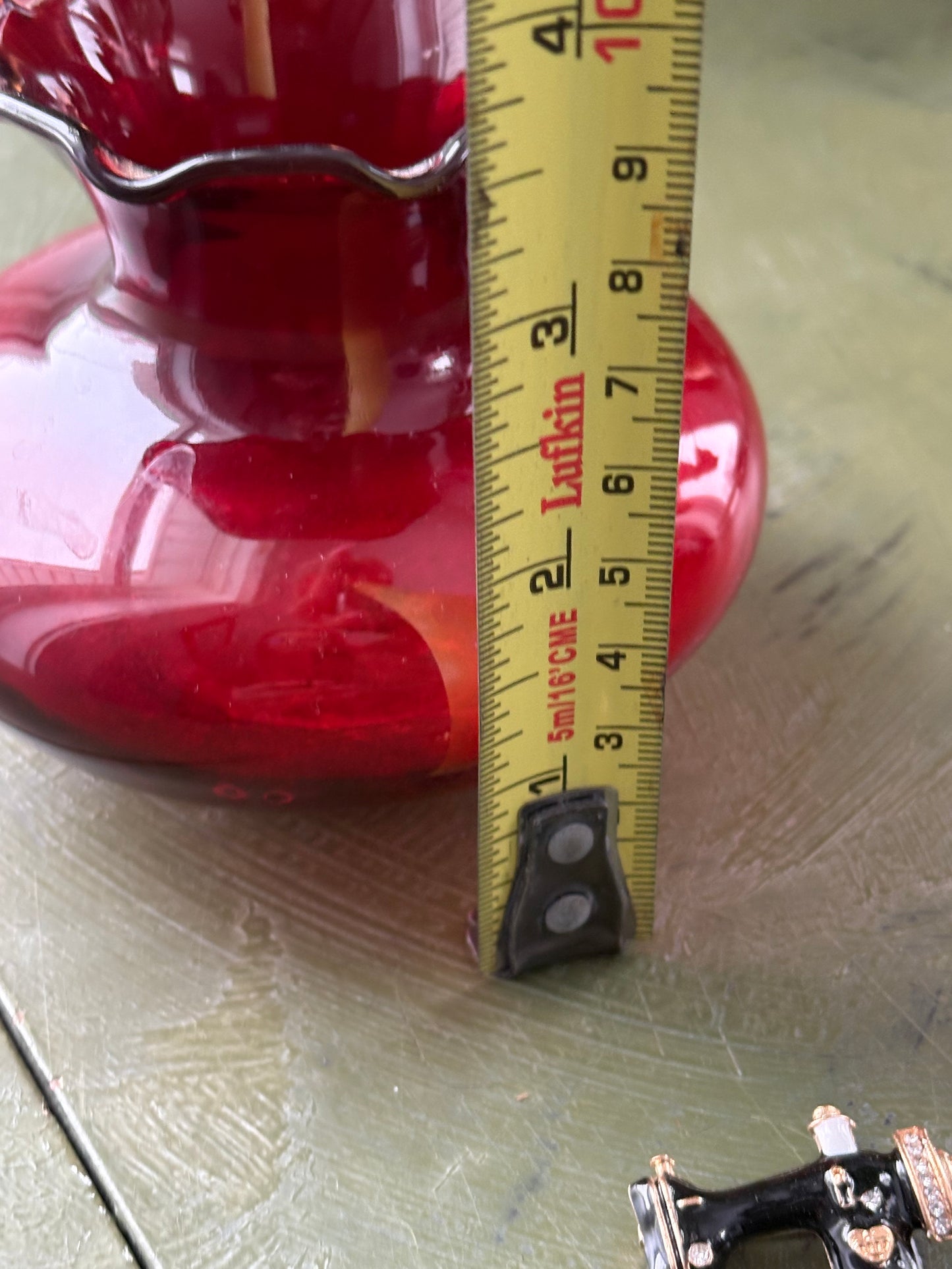 SMALL RED GLASS VASE